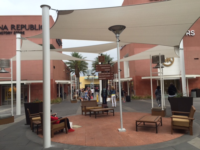LV Outlet Mall.JPG